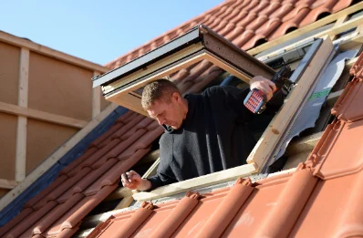 Pose de fenêtres de toit Velux à Saurat